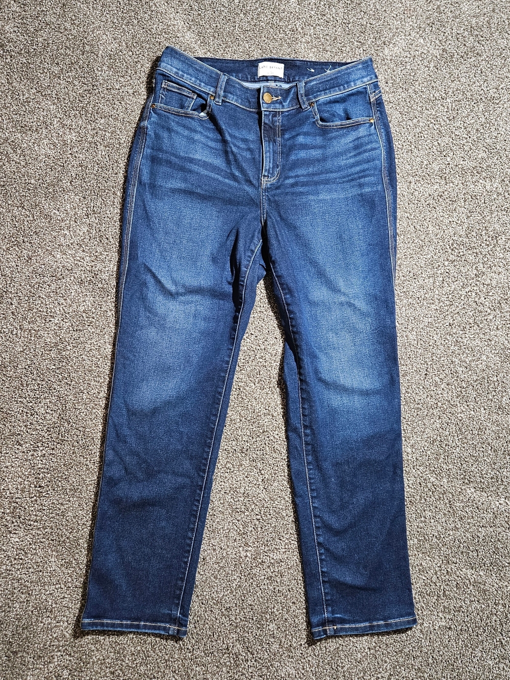 Lane Bryant Curvy Fit High Rise Straight Leg Jeans Size 16 MediumWash Flex Magic